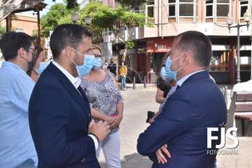 El Cabildo supervisa la finalización de las obras de mejora en la Zona Comercial Abierta de Los Llanos/Francisco Javier Santana.